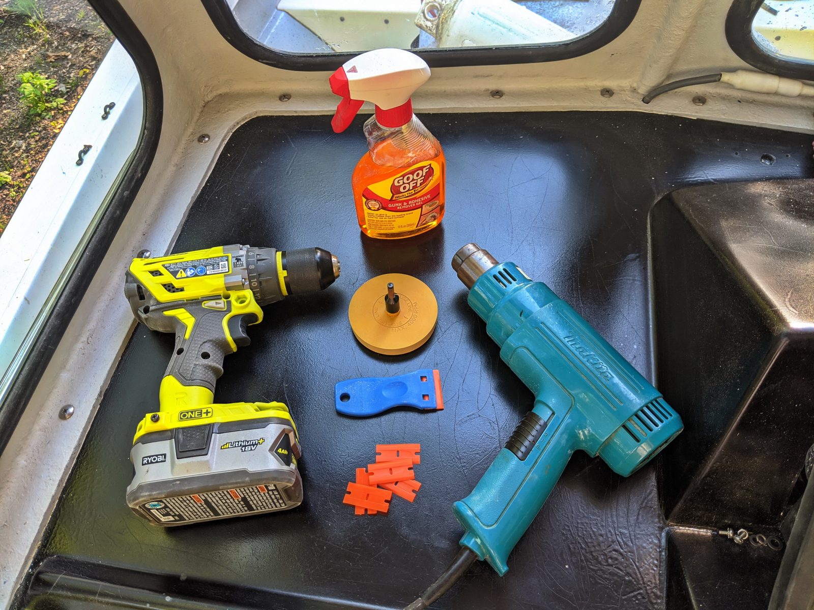 Decal removal tools... for de-decaling?